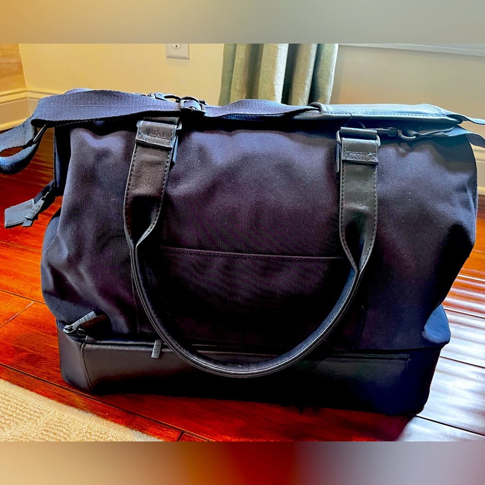 Beis Weekender bag